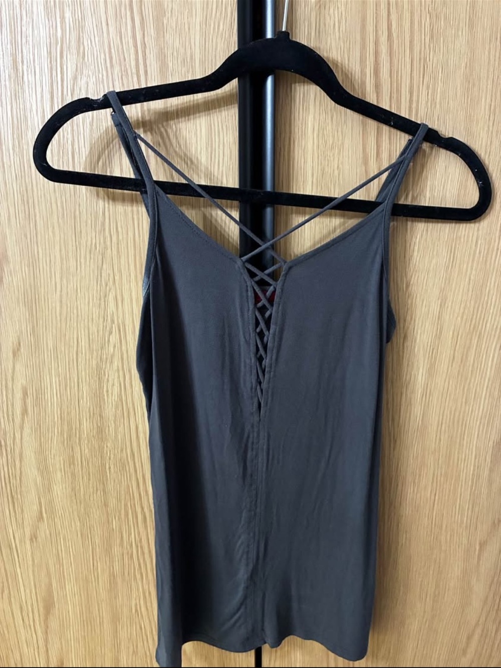 Buckle Charcoal Gray Crisscross-Back Camisole